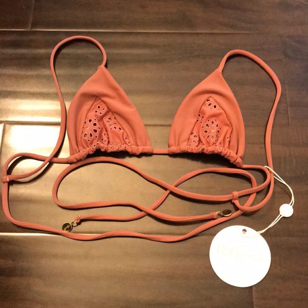 nwt bikini top